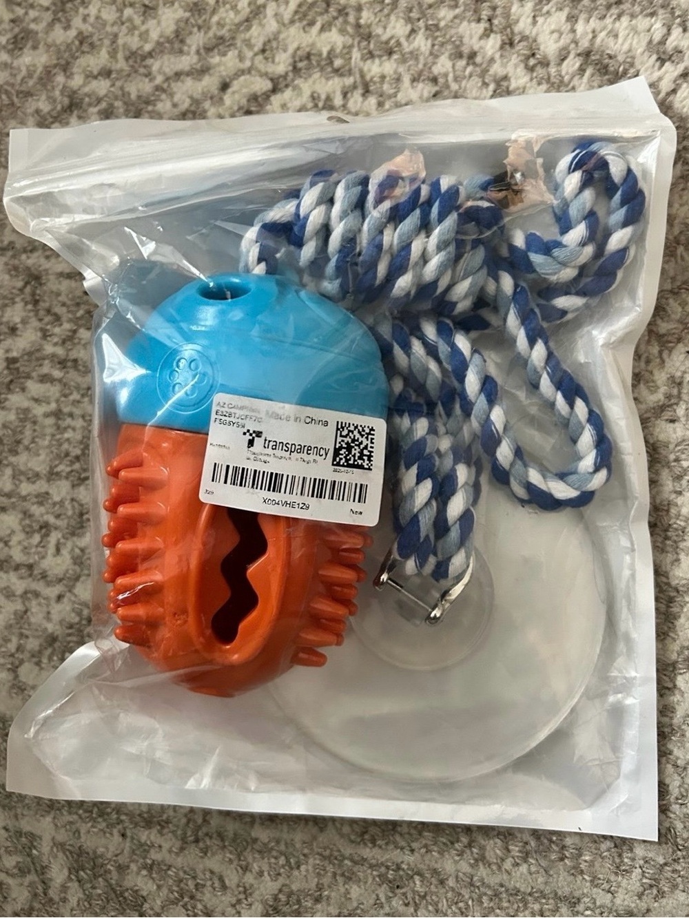 Dog suction tug of war toy
